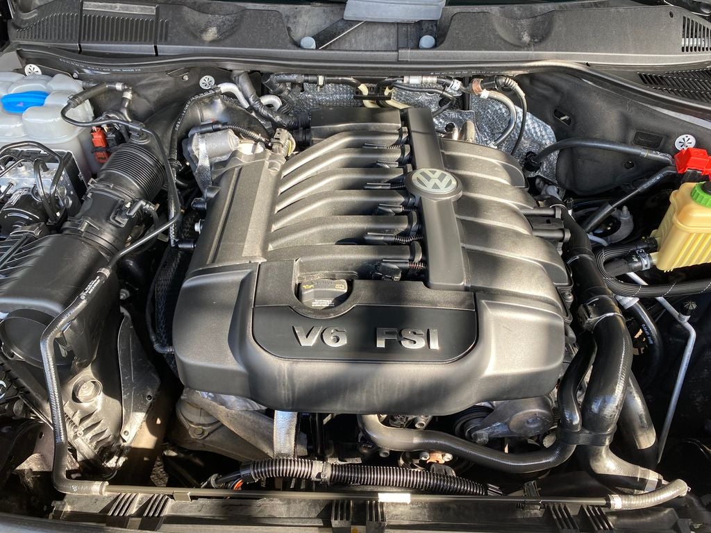 2015 Volkswagen Touareg Base