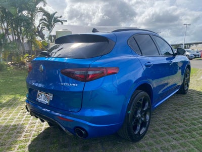 2022 Alfa Romeo Stelvio Base
